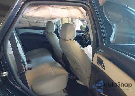 2015 Cadillac Srx Luxury Collection z USA, uszkodzony, nr VIN 3GYFNEE33FS569643